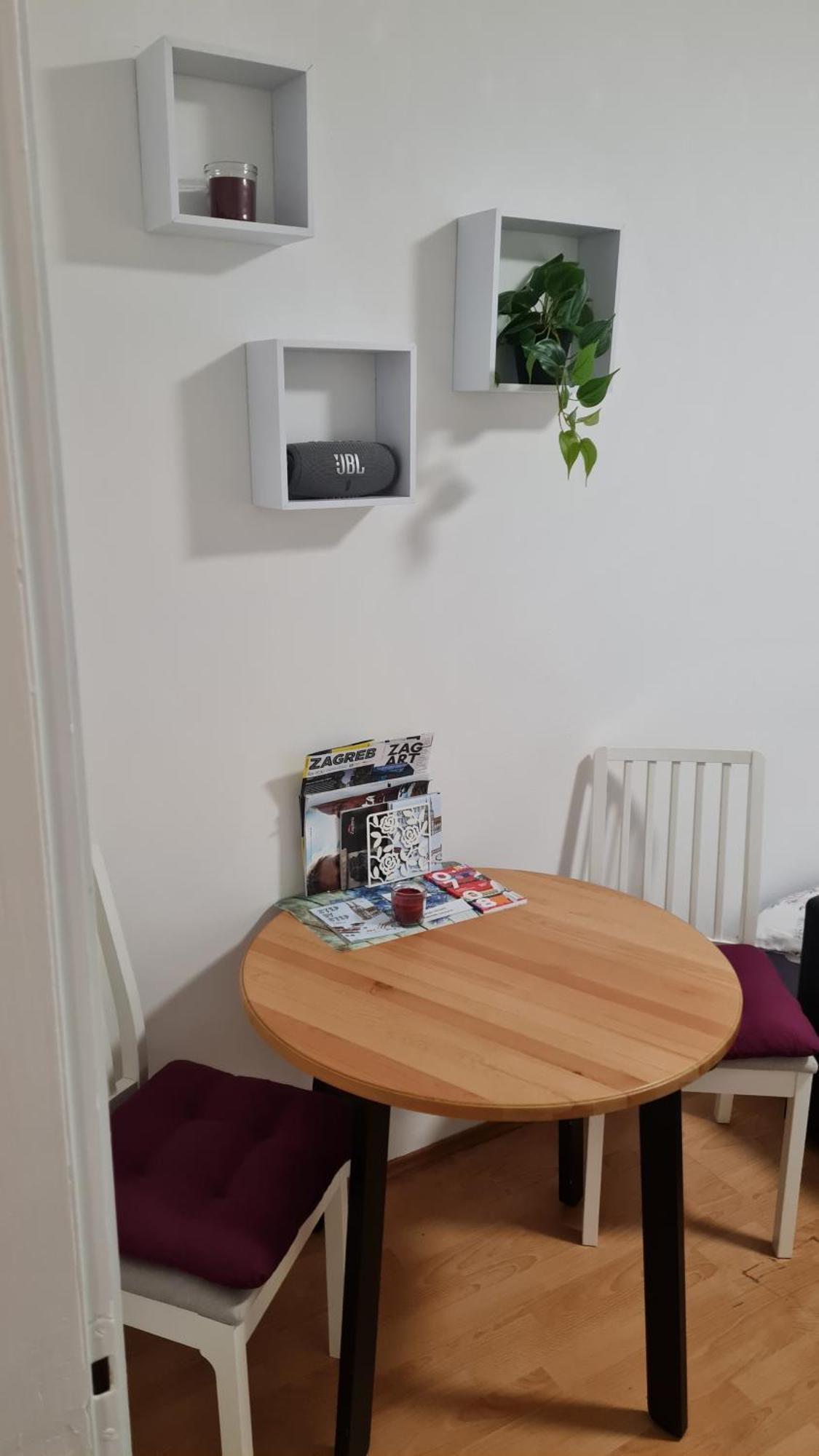 Apartman "Britanac" ซาเกร็บ ภายนอก รูปภาพ